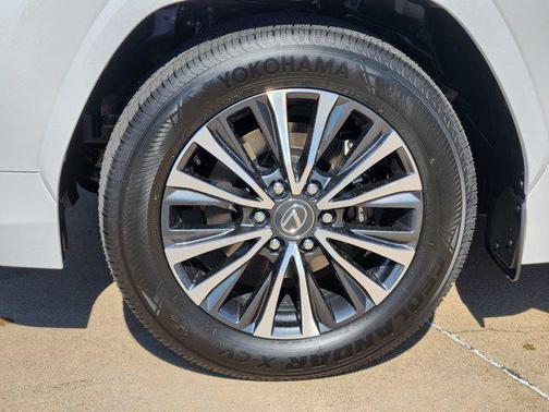 2025 Lexus LX 600 Premium