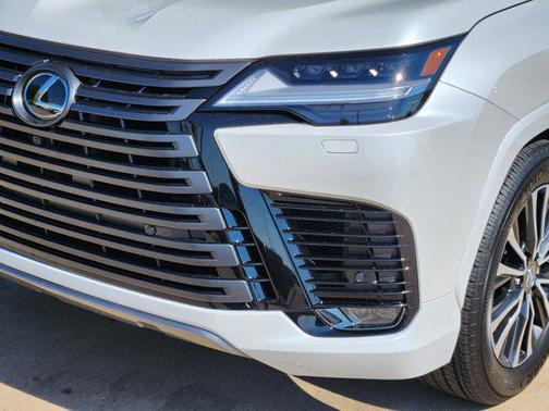 2025 Lexus LX 600 Premium