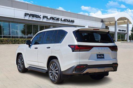 2025 Lexus LX 600 Premium