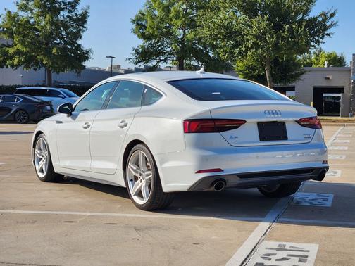 Glacier White Metallic 2018 Audi A5 2.0T Premium Plus