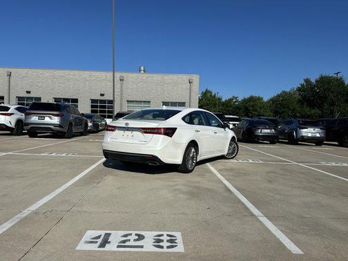 2016 Toyota Avalon Limited