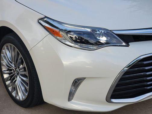 2016 Toyota Avalon Limited