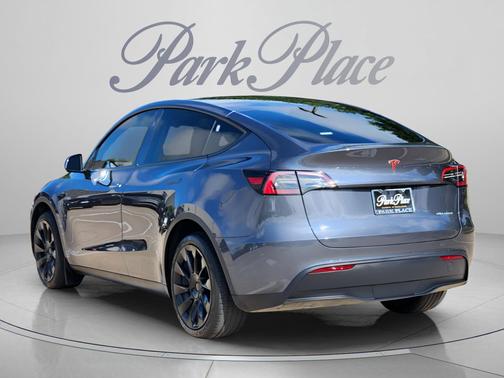 Midnight Silver Metallic 2023 Tesla Model Y Long Range Dual Motor All-Wheel Drive