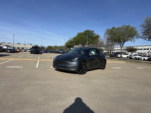 2023 Tesla Model Y Long Range Dual Motor All-Wheel Drive