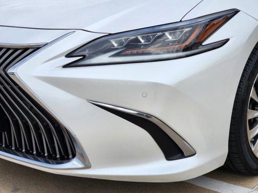2019 Lexus ES 350 Ultra Luxury