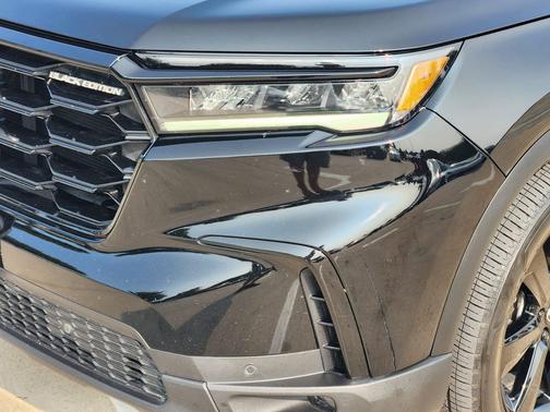 Crystal Black Pearl 2025 Honda Pilot Black Edition