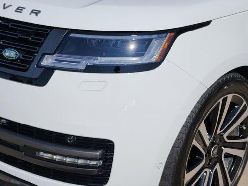 2023 Land Rover Range Rover P400 SE