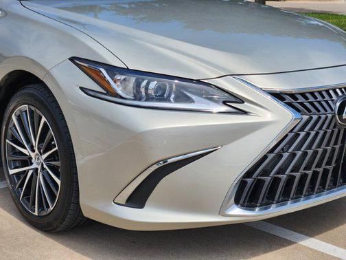 2024 Lexus ES 350 Premium