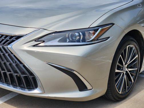 2024 Lexus ES 350 Premium