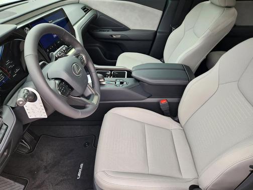 Wind Chill Pearl 2026 Lexus TX 350 Premium
