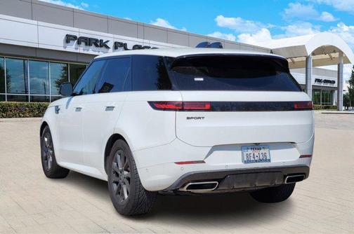 2024 Land Rover Range Rover Sport SE