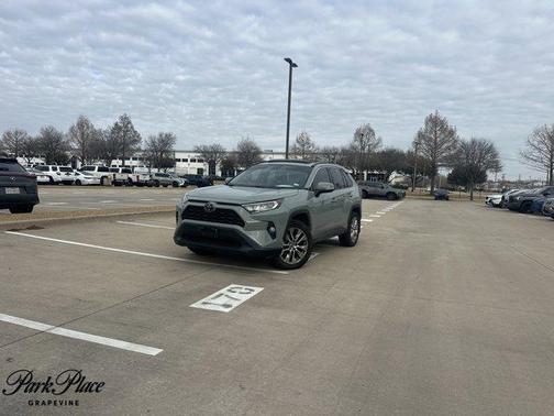 2021 Toyota RAV4 XLE Premium