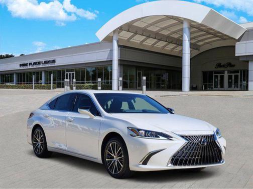 2025 Lexus ES 350 Base