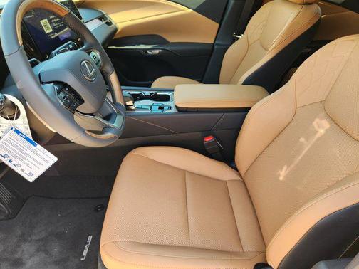 Eminent White Pearl 2026 Lexus RX 350 Premium