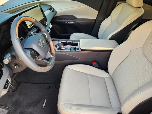 Mica 2026 Lexus RX 350 Premium