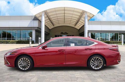 2025 Lexus ES 300h Ultra Luxury