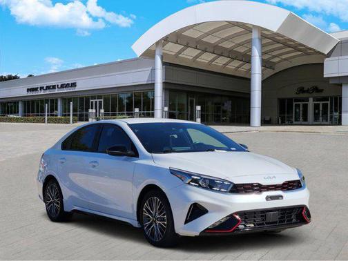 2022 Kia Forte GT-Line