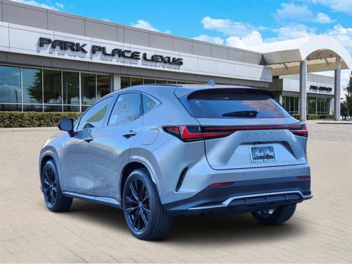 2026 Lexus NX 450h+ F SPORT Handling