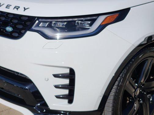 2024 Land Rover Discovery P360 Dynamic SE