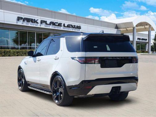 2024 Land Rover Discovery P360 Dynamic SE