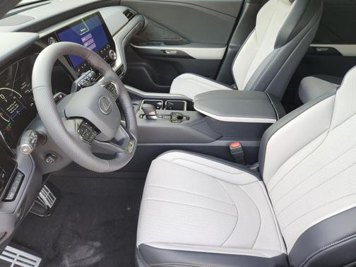 Incognito 2026 Lexus TX 500h