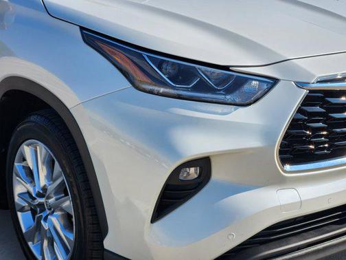2021 Toyota Highlander Hybrid Limited