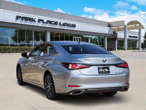 2025 Lexus ES 350 Base