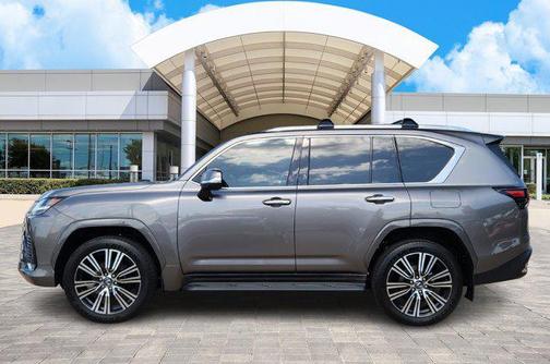 2025 Lexus LX 600 Luxury