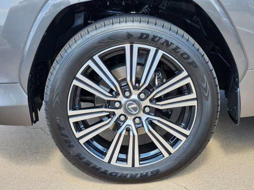 2025 Lexus LX 600 Luxury