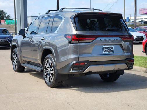 2025 Lexus LX 600 Luxury
