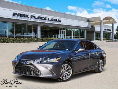 2020 Lexus ES 300h Premium