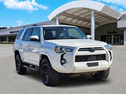 2023 Toyota 4Runner SR5 Premium