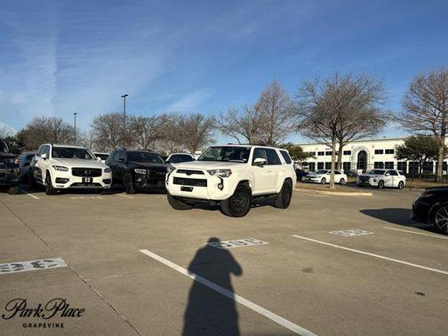 2023 Toyota 4Runner SR5 Premium