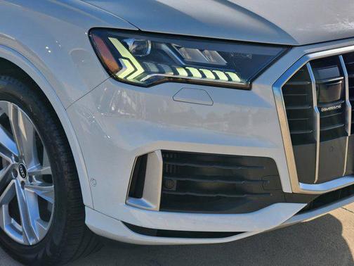 2021 Audi Q7 55 Prestige