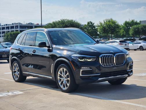 Black Sapphire Metallic 2020 BMW X5 sDrive40i