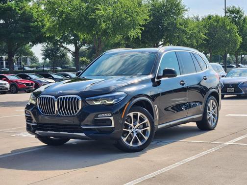 Black Sapphire Metallic 2020 BMW X5 sDrive40i