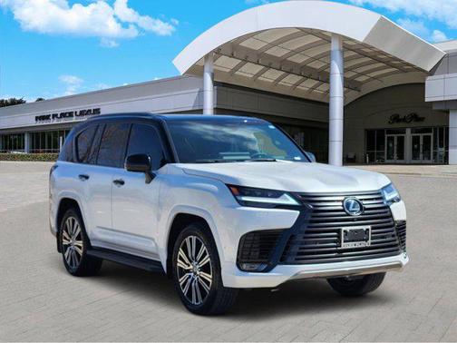 2026 Lexus LX 700h Luxury