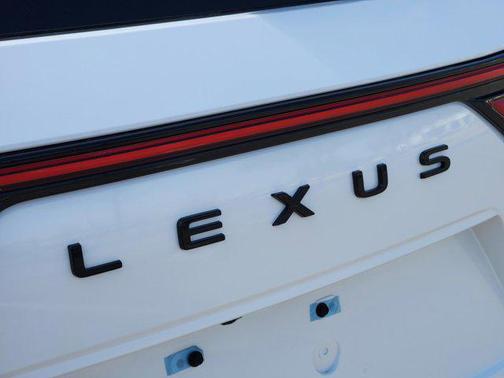 2026 Lexus LX 700h Luxury