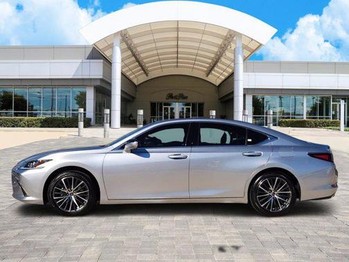 2025 Lexus ES 350 Base