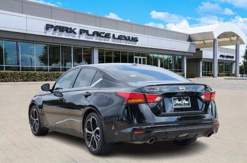 2024 Nissan Altima SR FWD