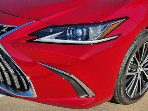 2025 Lexus ES 350 Base