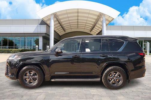 2025 Lexus LX 700h Overtrail
