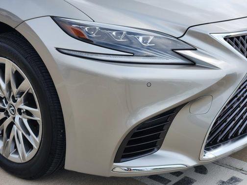 Atomic Silver 2018 Lexus LS 500 Base