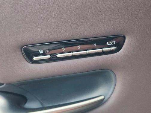Atomic Silver 2018 Lexus LS 500 Base
