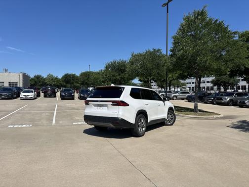 Pearl 2025 Toyota Grand Highlander Limited