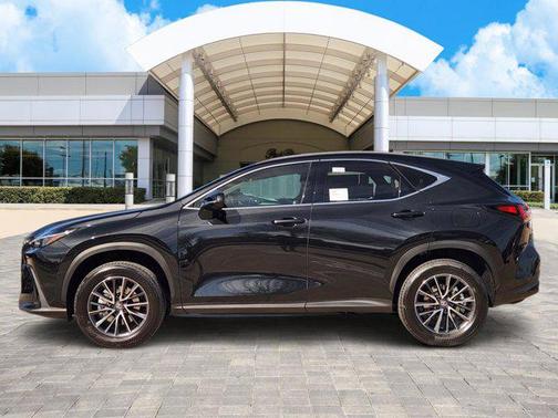 2026 Lexus NX 450h+ Luxury