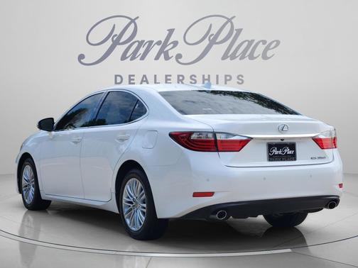 Starfire Pearl 2015 Lexus ES 350 Base