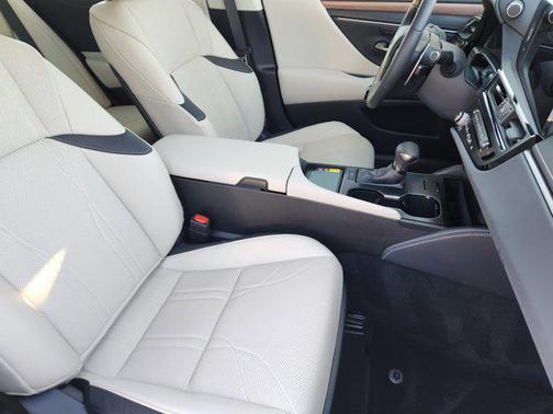 2024 Lexus ES 350 Luxury