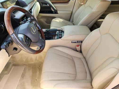 White Pearl 2018 Lexus LX 570 Base