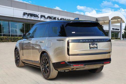 2025 Land Rover Range Rover P550e Autobiography